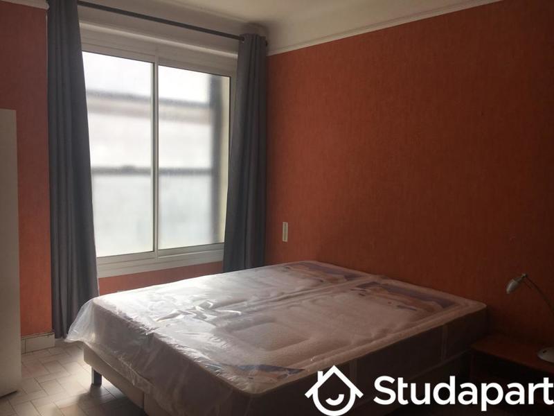 Chambre - 14 m² - 1 pièce