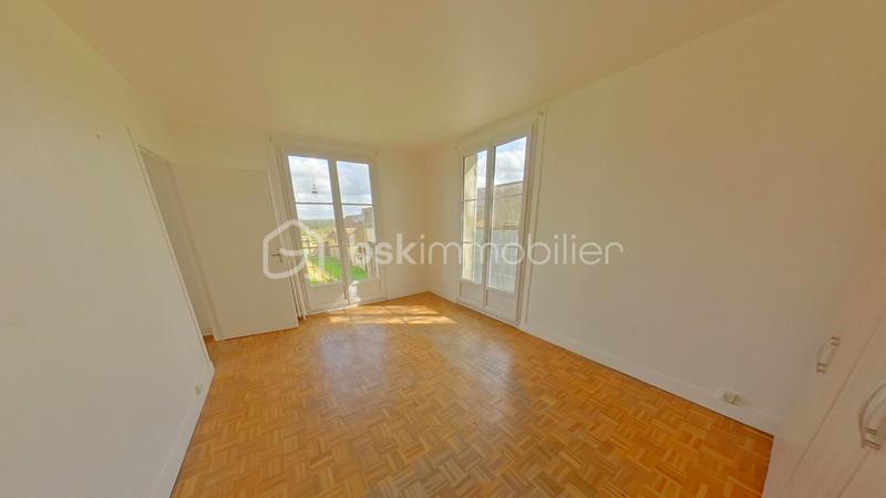 Corps de ferme - 310 m² - 11 pièces