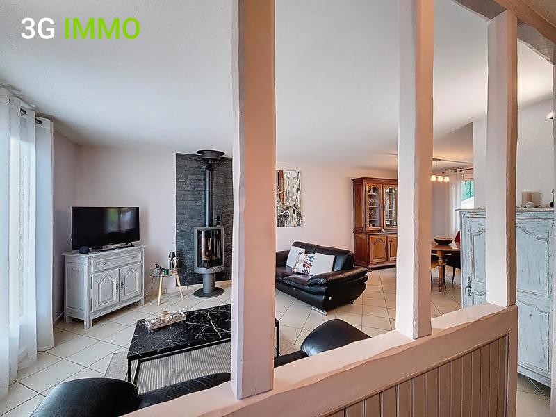 Villa - 90 m² - 5 pièces