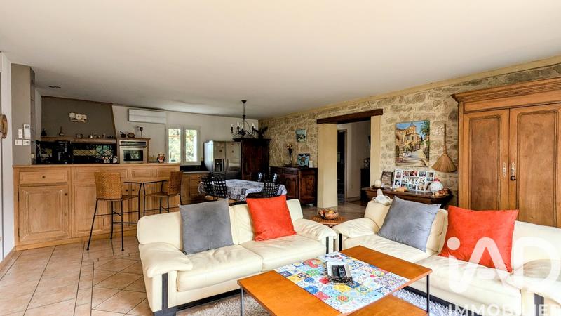 Maison - 191 m² - 5 pièces