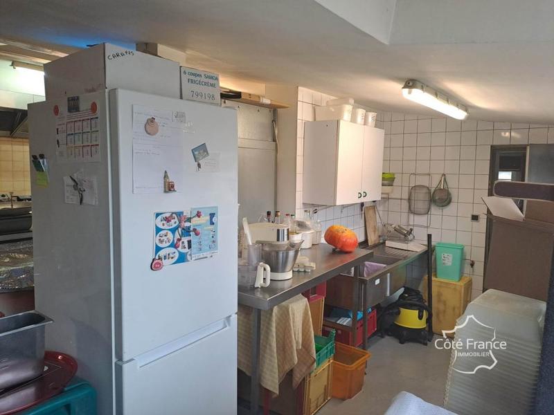 Fonds de commerce - Local commercial - 217 m²