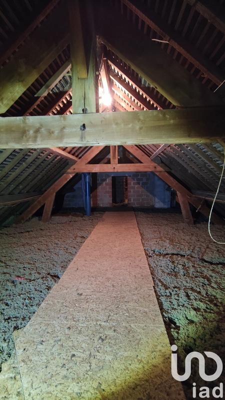 Maison - 287 m² - 12 pièces