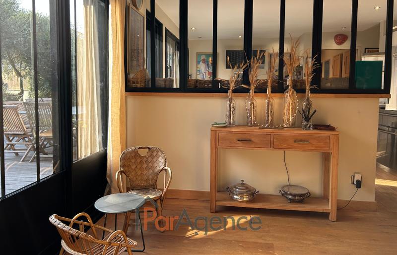 Maison - 177 m² - 7 pièces