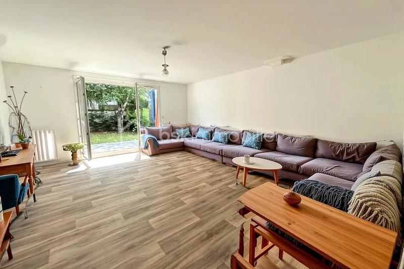 Maison - 106 m² - 6 pièces