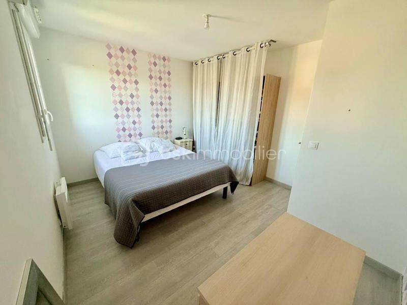 Maison - 80 m² - 5 pièces