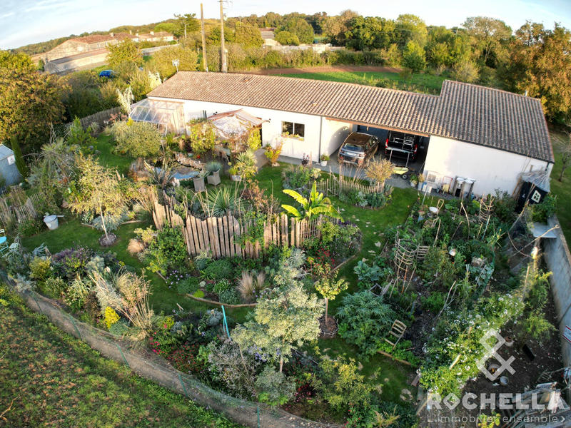 Maison contemporaine - 135 m² - 6 pièces