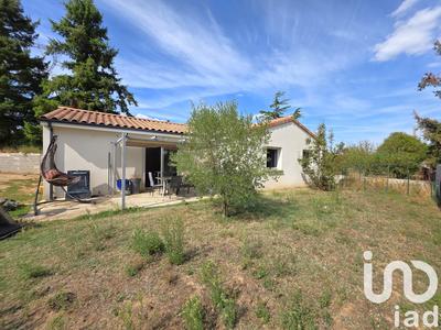 Maison - 98 m² - 5 pièces