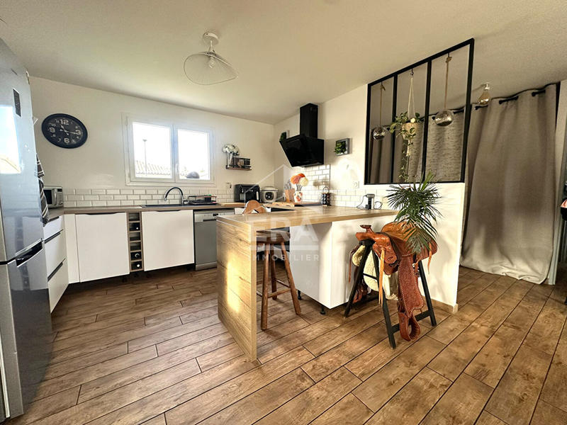 Maison - 90 m² - 4 pièces