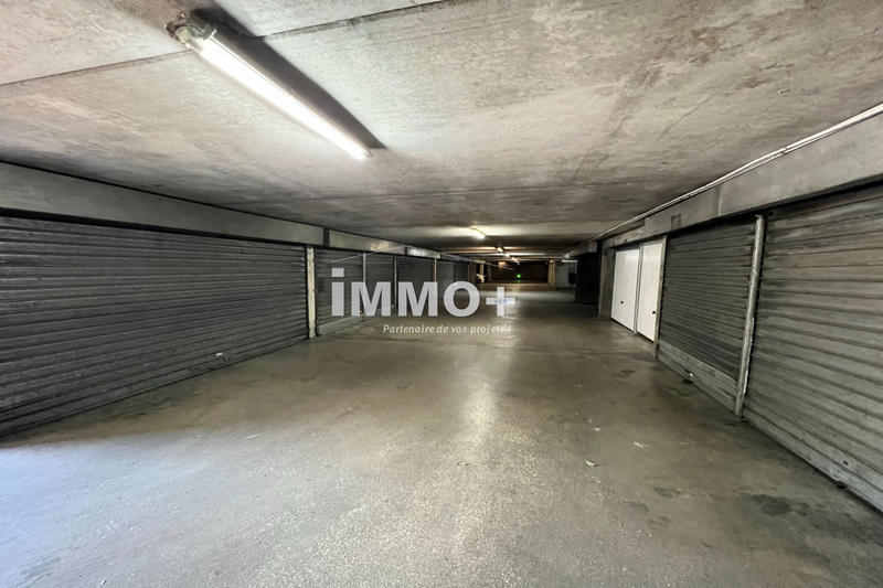 Appartement - 92 m² - 5 pièces