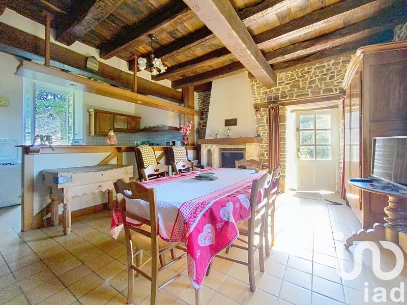 Maison - 219 m² - 6 pièces