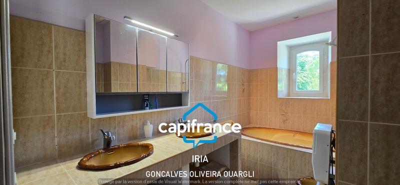 Propriété - 160 m² - 6 pièces