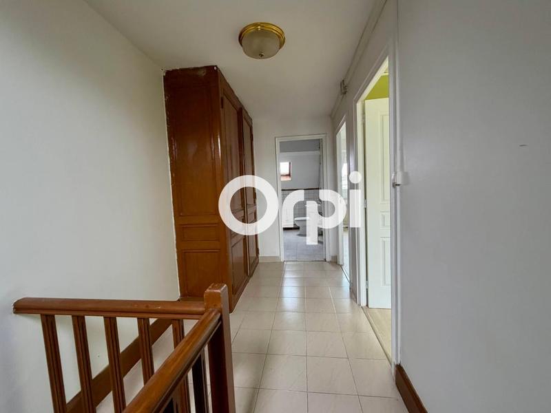 Maison - 177 m² - 5 pièces