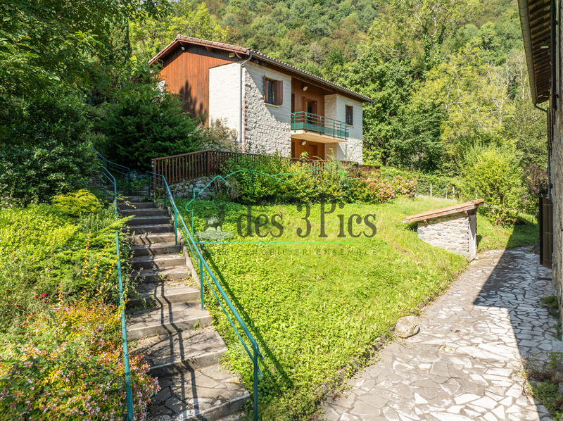 Château - 1 000 m² - 35 pièces