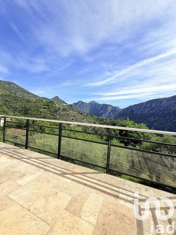 Maison - 167 m² - 6 pièces