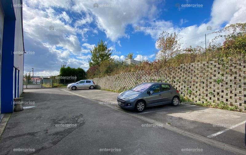 Local d'activité / Entrepôt - 480 m²