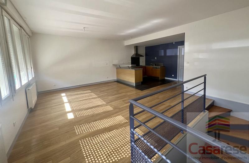 Appartement - 145 m² - 6 pièces
