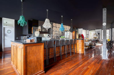 Appartement - 400 m² - 8 pièces