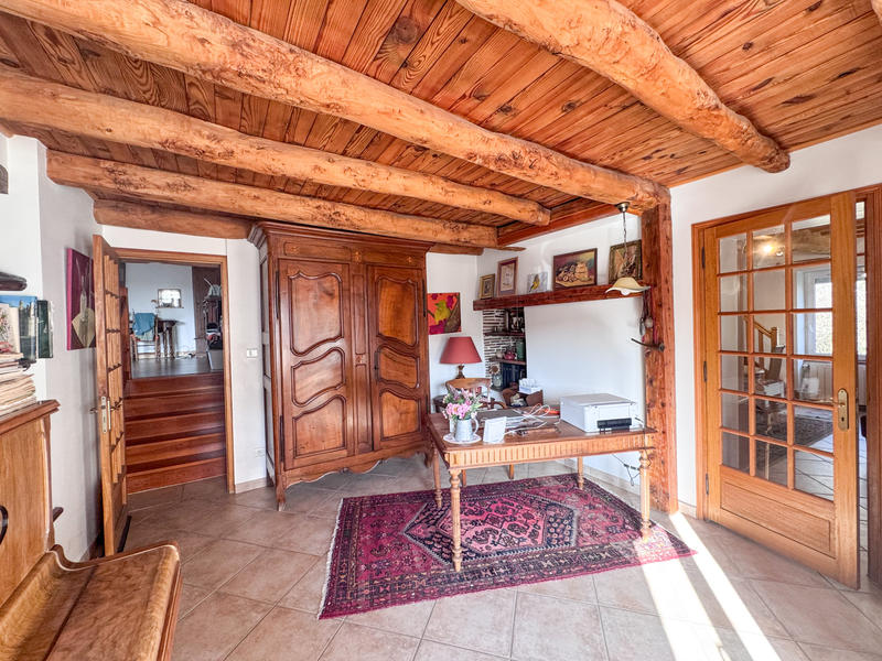 Maison - 223 m² - 8 pièces