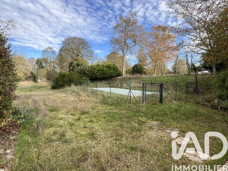 Maison - 423 m² - 15 pièces