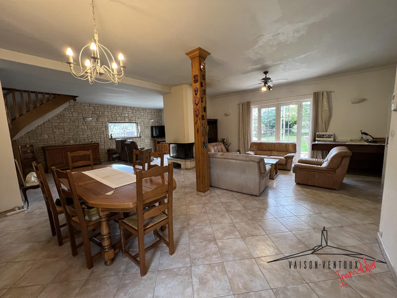 Mas - 250 m² - 8 pièces