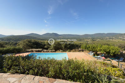 Villa - 275 m² - 10 pièces