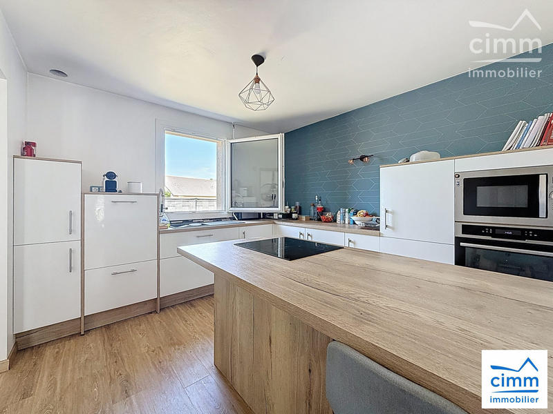 Maison traditionnelle - 112 m² - 6 pièces