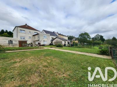 Maison - 212 m² - 8 pièces