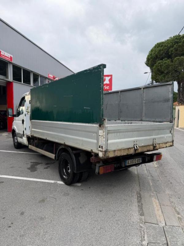 Iveco Daily Classe c Fourgon Benne Vente a Marchand Uniquement