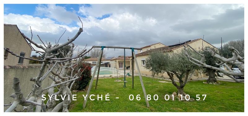 Villa - 152 m² - 6 pièces