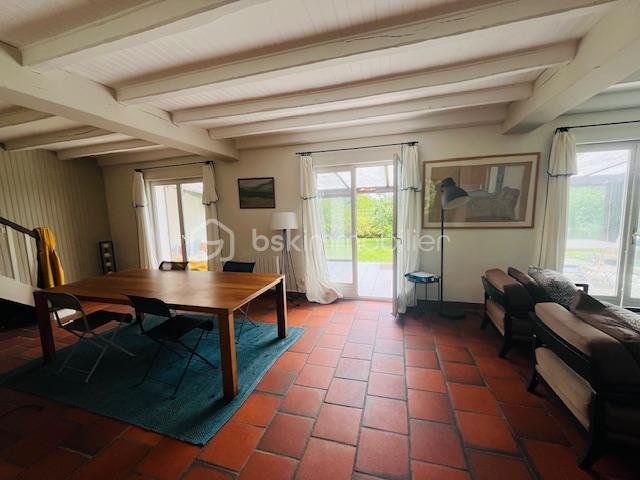 Maison - 136 m² - 5 pièces