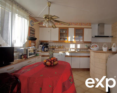 Maison - 140 m² - 6 pièces