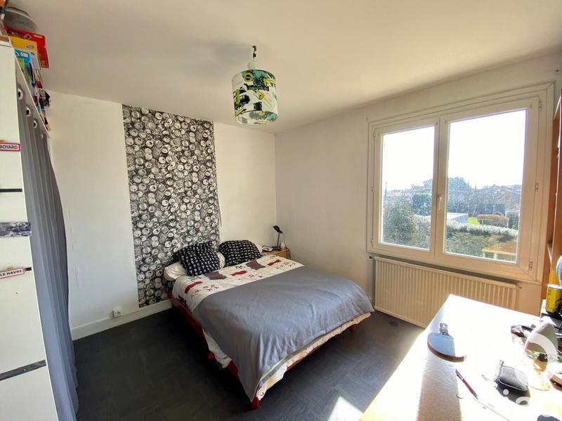 Maison - 180 m² - 7 pièces