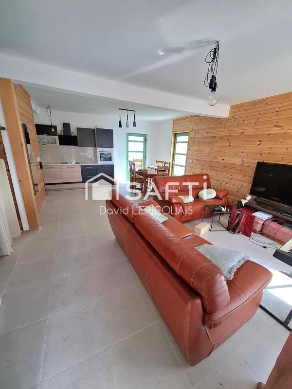 Maison - 90 m² - 5 pièces