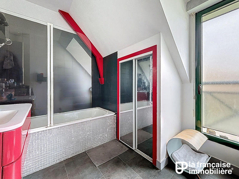 Appartement - 79 m² - 3 pièces