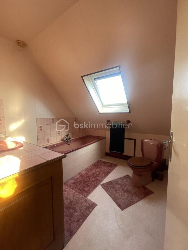 Maison traditionnelle - 84 m² - 4 pièces