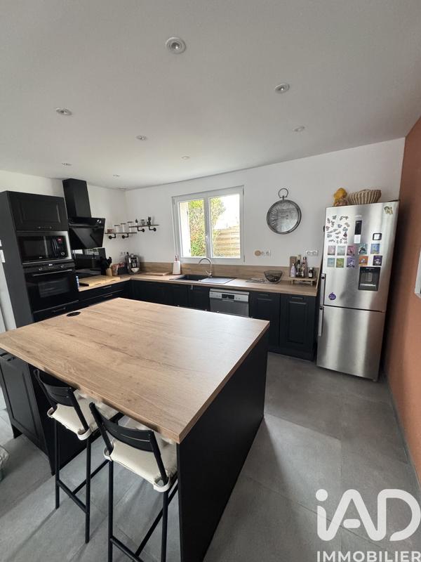 Maison - 96 m² - 4 pièces