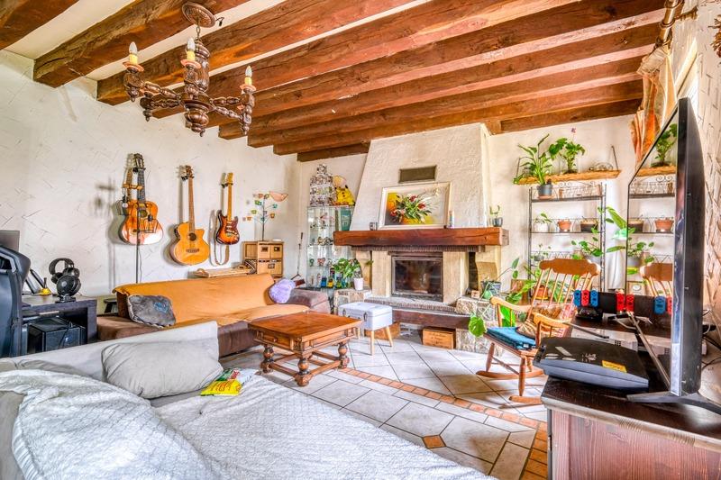 Maison - 261 m² - 10 pièces