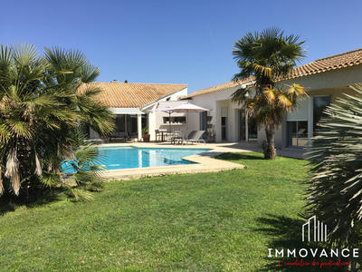 Maison - 181 m² - 5 pièces