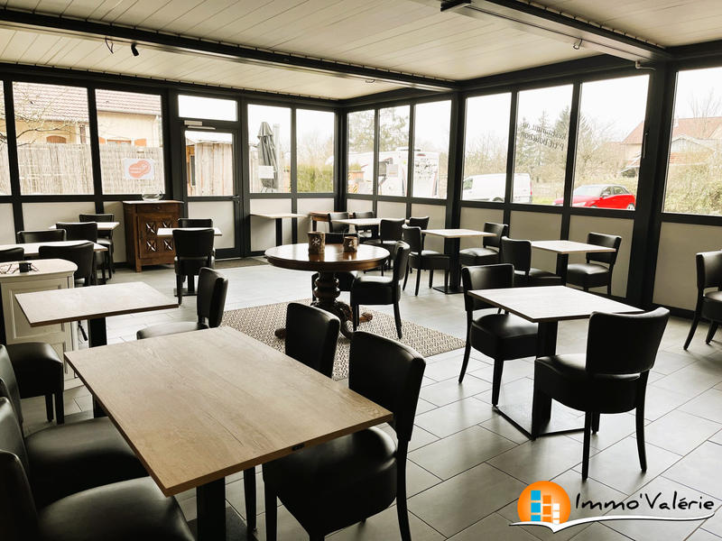 Local commercial - 255 m²