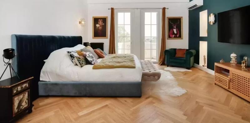 Bastide - 650 m² - 15 pièces