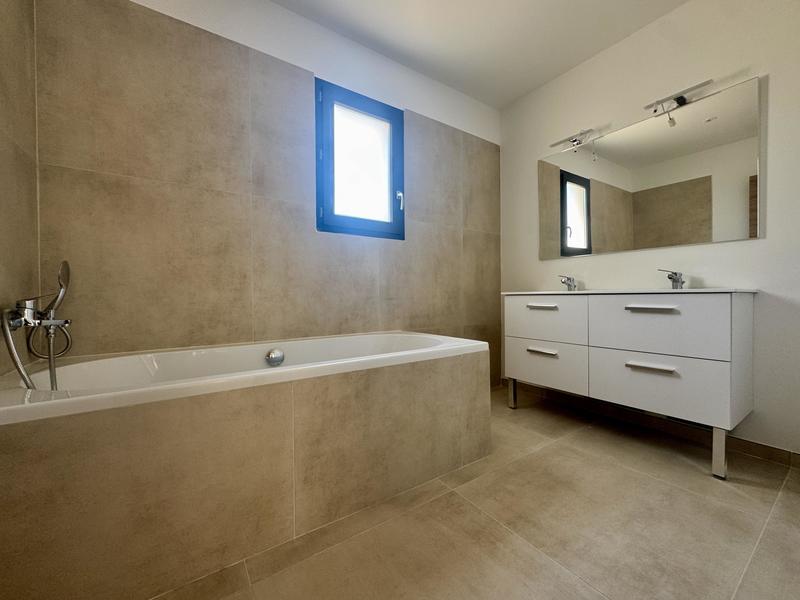 Maison - 133 m² - 4 pièces