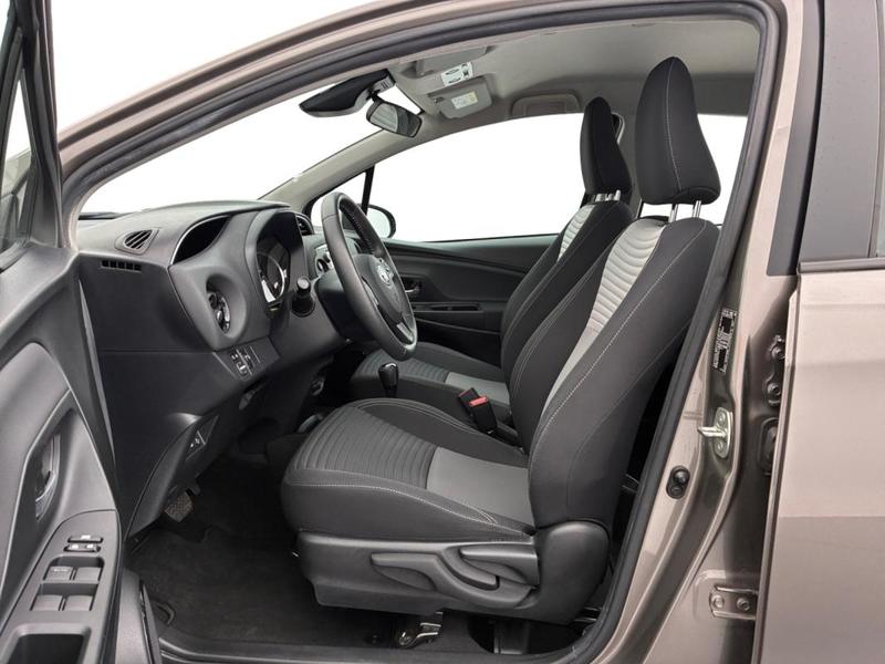 Toyota Yaris Hybride My19 100h Dynamic