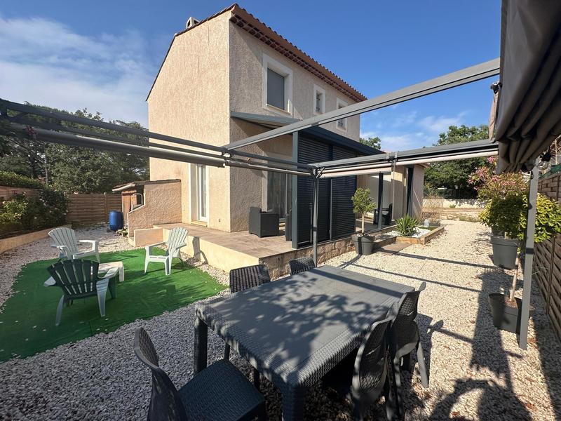 Maison - 106 m² - 5 pièces