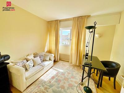 Appartement - 95 m² - 3 pièces