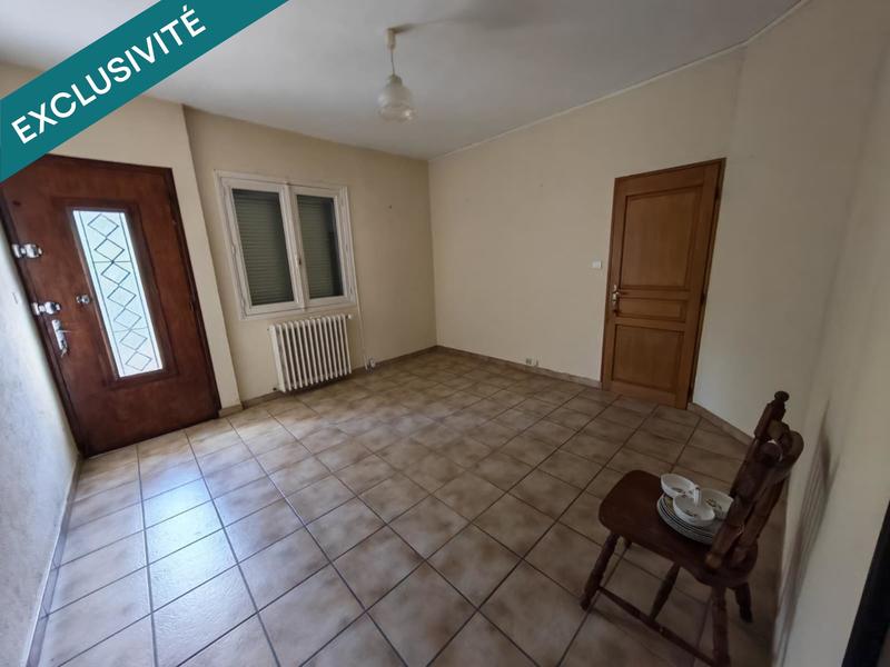 Maison - 230 m² - 9 pièces