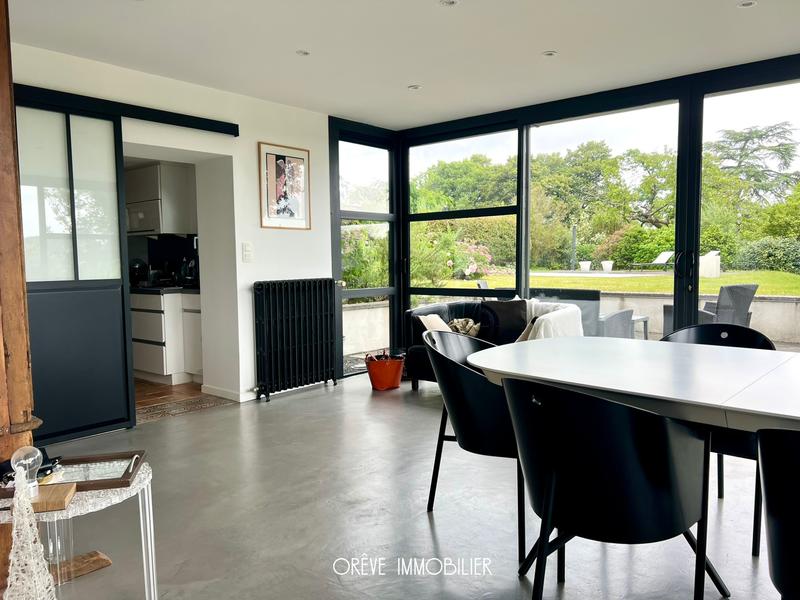 Maison - 190 m² - 8 pièces