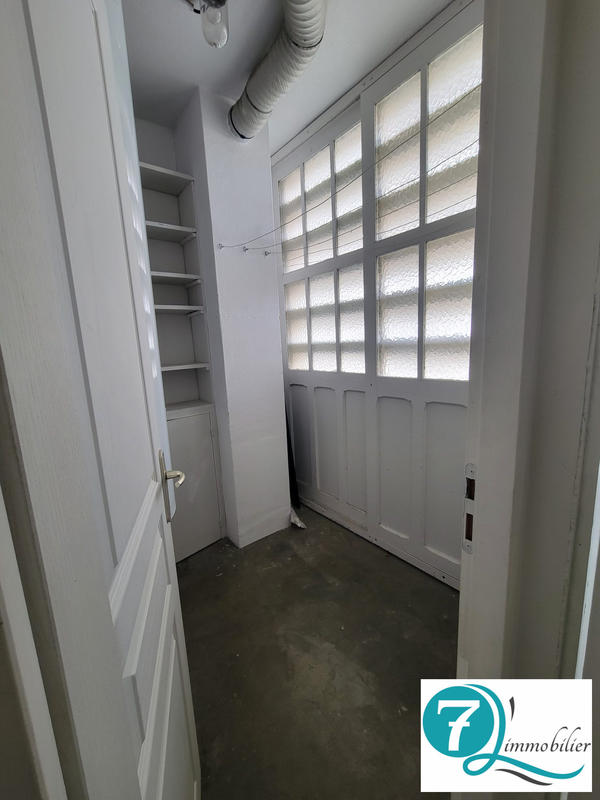 Appartement - 85 m² - 5 pièces