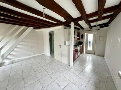 Immeuble - 145 m² - 9 pièces