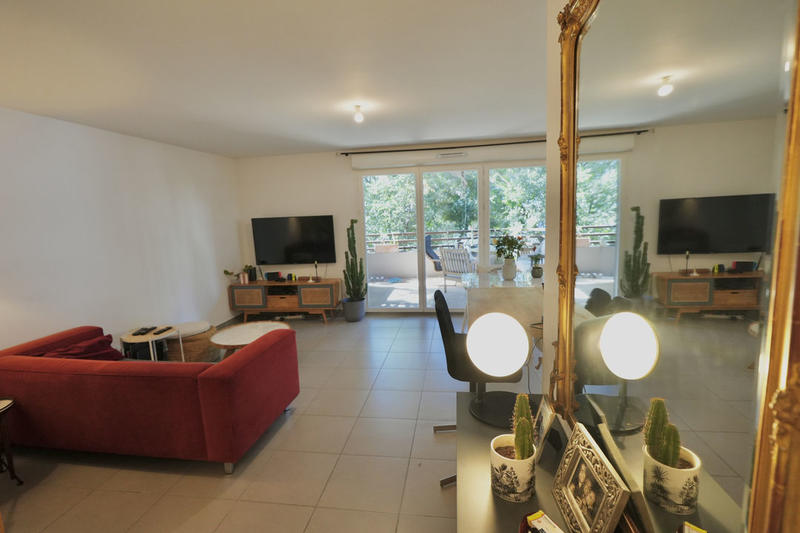 Appartement - 84 m² - 4 pièces