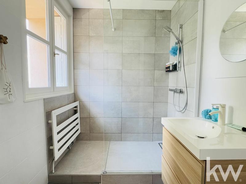 Appartement - 151 m² - 5 pièces